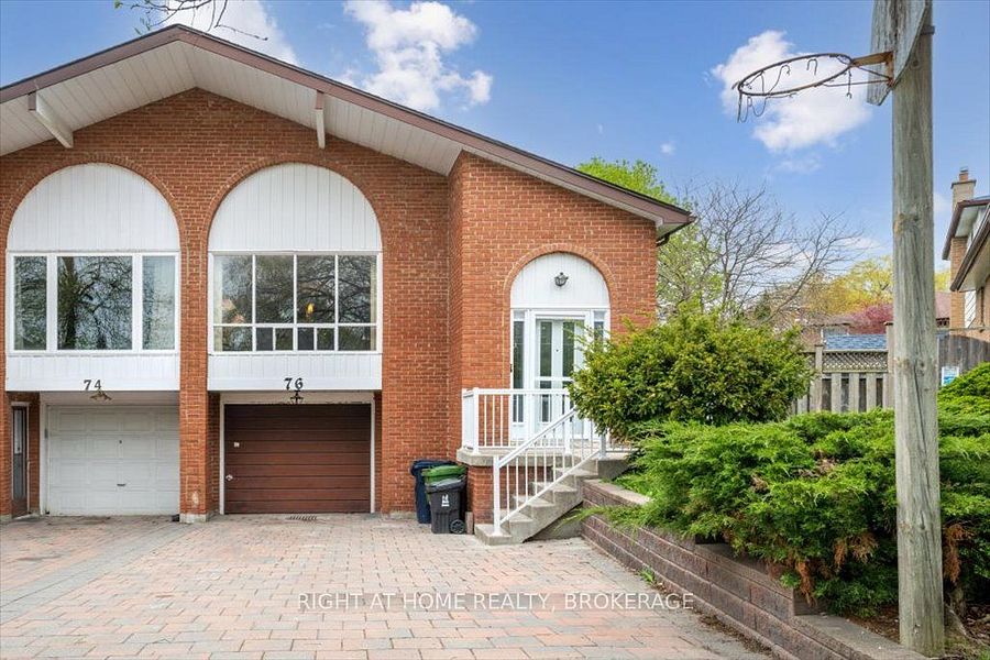 Silas Hill Drive, Toronto