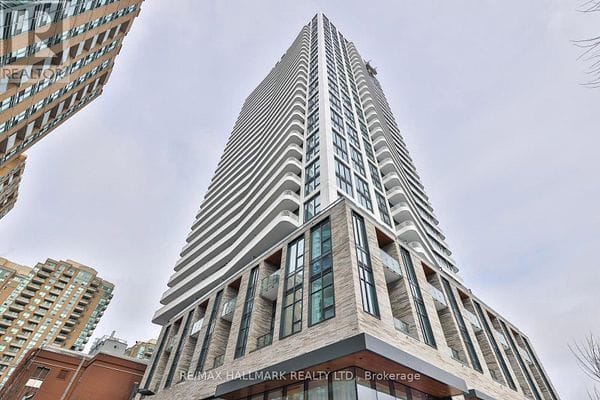 Olive Avenue, Toronto
