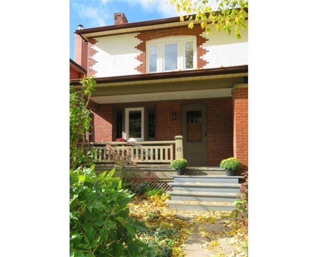 Unsworth Avenue, Toronto