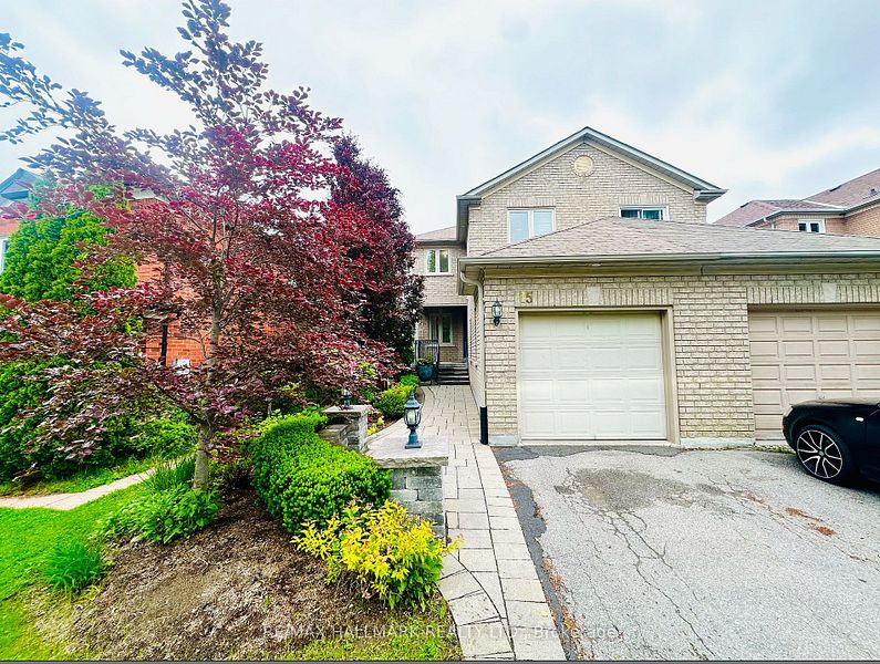 Fife Road, Aurora