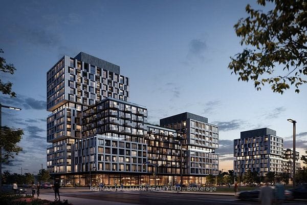 The Queensway Avenue, Toronto