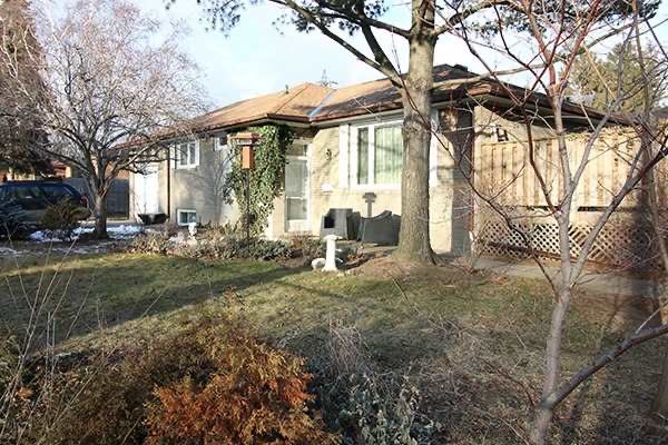 Bentley Drive, Toronto